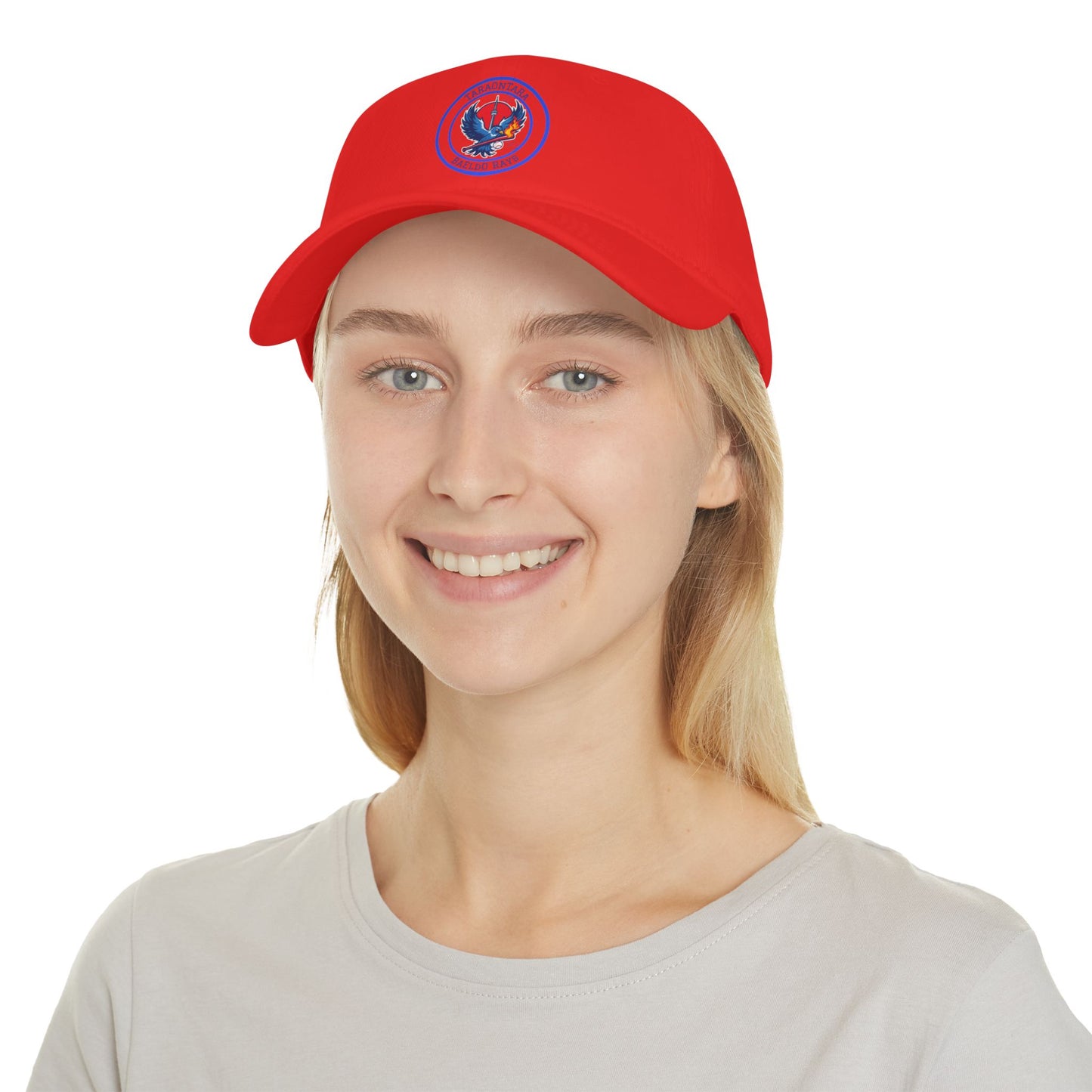 Emblematic Low Profile Baseball Cap for Everyday Style